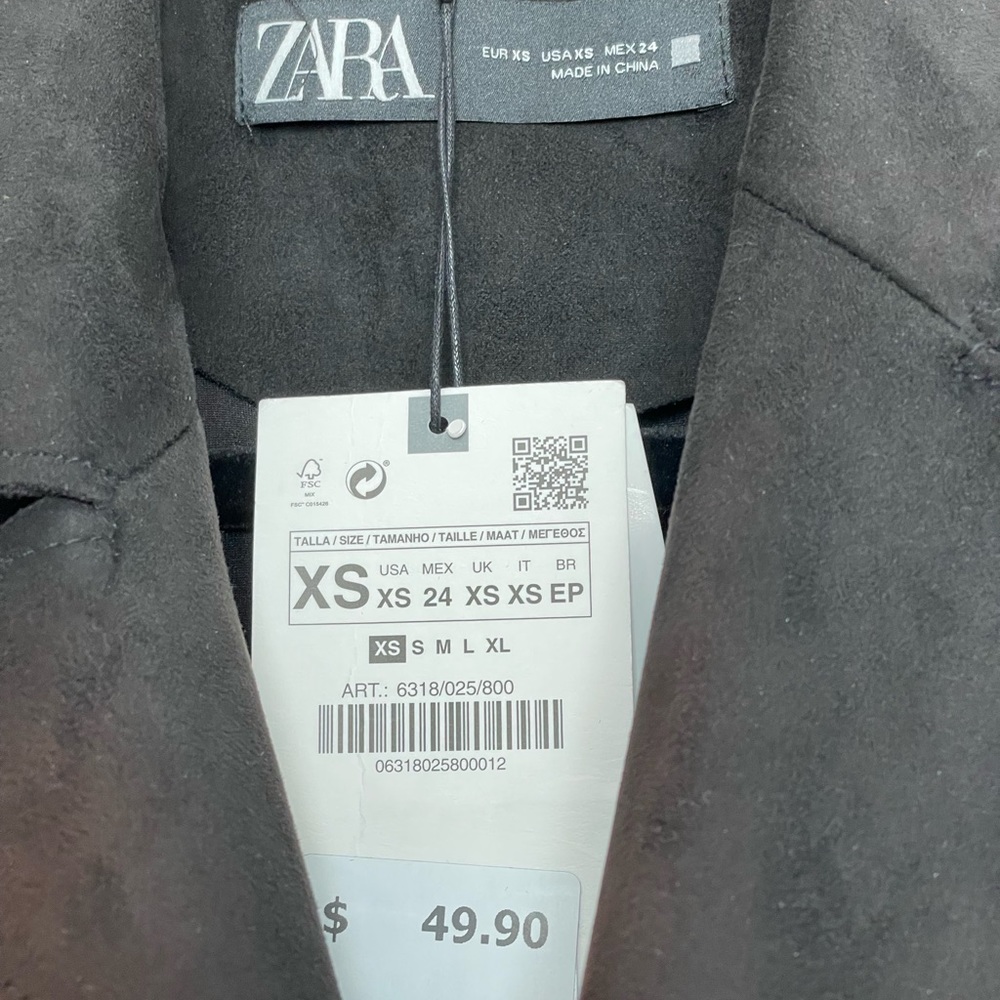 Faux suede sleeveless long jacket - Picture 2 of 4